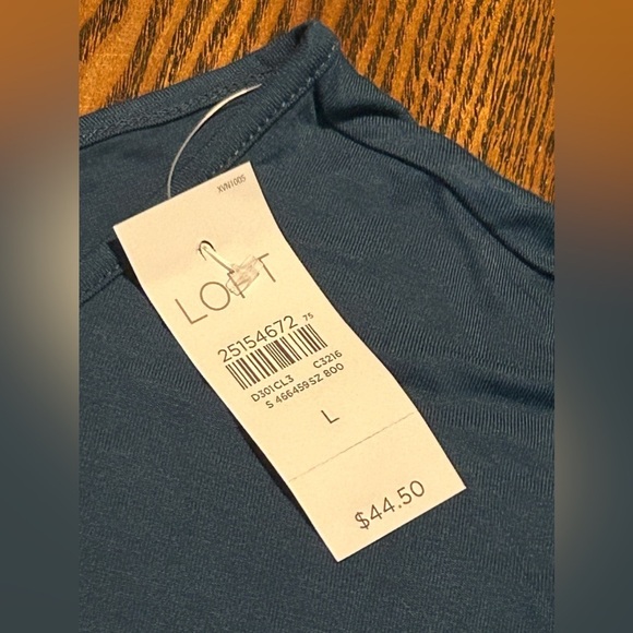 Loft Twist Back Tee women’s L teal blue classic staple wardrobe teacher V-neck - Picture 8 of 13